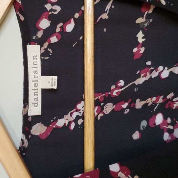 Daniel Rainn Tank (sm) - Picture 3 of 4